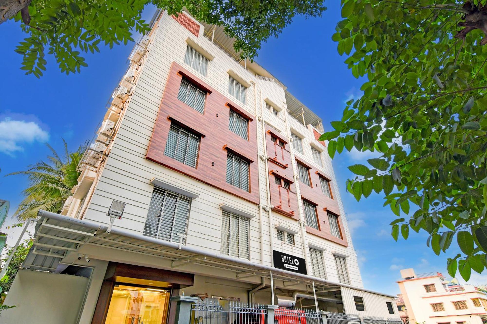Super Townhouse Kaikhali Near Airport Καλκούτα Εξωτερικό φωτογραφία